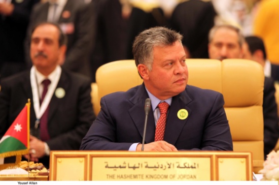 الملك يترأس الوفد الأردني في القمة العربية بالرياض  ( صور )